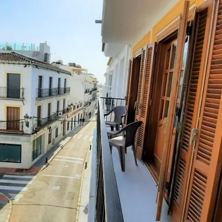 Apartment Apartamento Lola Nerja